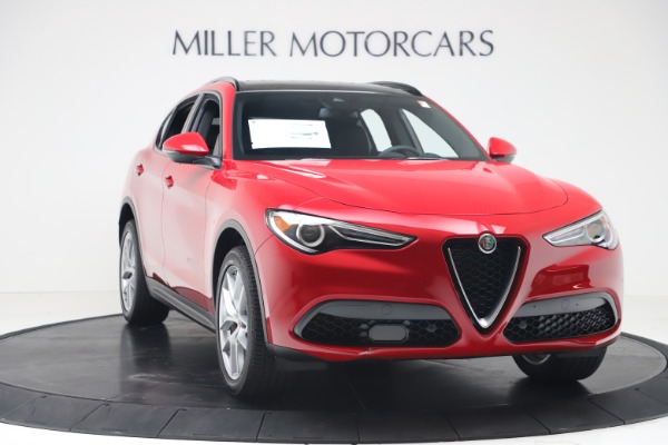 New 2019 Alfa Romeo Stelvio Ti Sport Q4 for sale Sold at Bentley Greenwich in Greenwich CT 06830 11