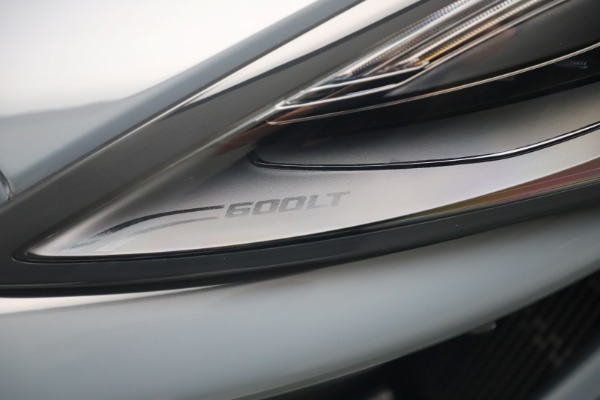 New 2019 McLaren 600LT Coupe for sale $311,619 at Bentley Greenwich in Greenwich CT 06830 14