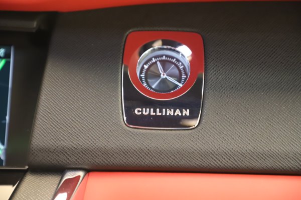 New 2020 Rolls-Royce Cullinan for sale Sold at Bentley Greenwich in Greenwich CT 06830 23