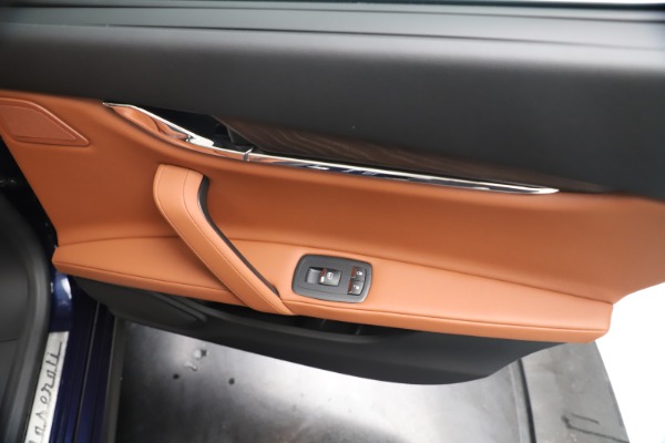 Used 2019 Maserati Quattroporte S Q4 for sale Sold at Bentley Greenwich in Greenwich CT 06830 28