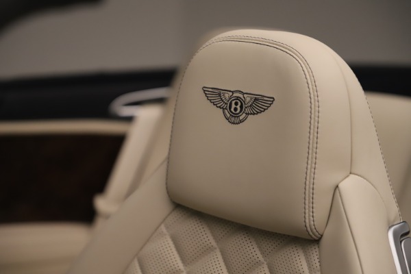 Used 2016 Bentley Continental GTC W12 for sale Sold at Bentley Greenwich in Greenwich CT 06830 26