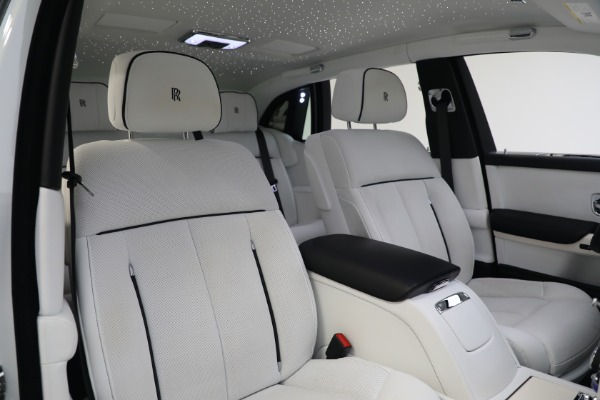 Used 2020 Rolls-Royce Phantom for sale $383,900 at Bentley Greenwich in Greenwich CT 06830 24