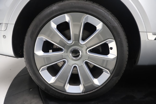 Used 2018 Bentley Bentayga Mulliner Edition for sale Sold at Bentley Greenwich in Greenwich CT 06830 13