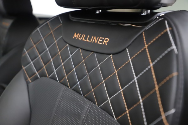 Used 2018 Bentley Bentayga Mulliner Edition for sale Sold at Bentley Greenwich in Greenwich CT 06830 19