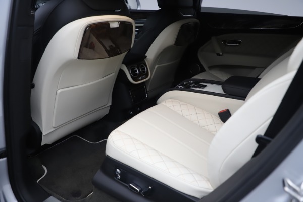 Used 2018 Bentley Bentayga Mulliner Edition for sale Sold at Bentley Greenwich in Greenwich CT 06830 22