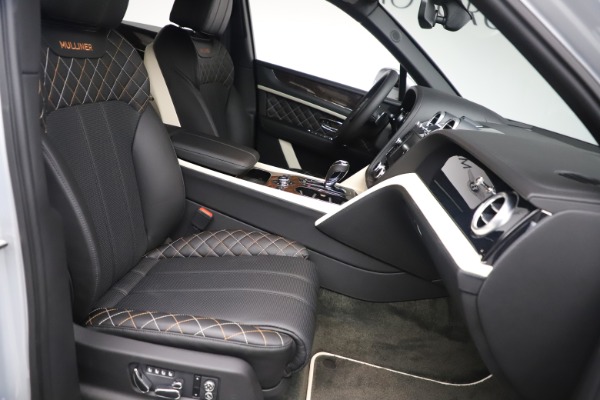 Used 2018 Bentley Bentayga Mulliner Edition for sale Sold at Bentley Greenwich in Greenwich CT 06830 28
