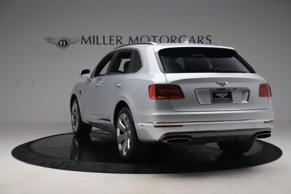 Used 2018 Bentley Bentayga Mulliner Edition for sale Sold at Bentley Greenwich in Greenwich CT 06830 5