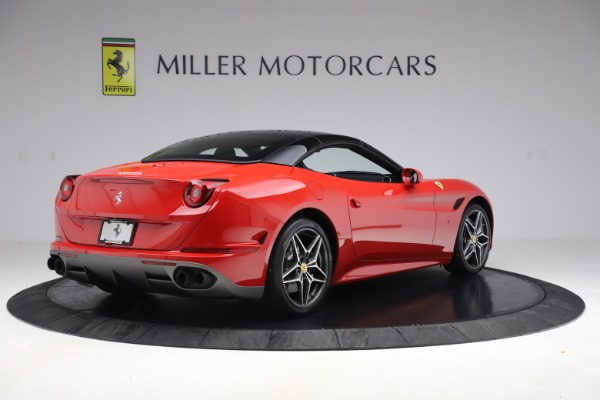 Used 2017 Ferrari California T for sale Sold at Bentley Greenwich in Greenwich CT 06830 16