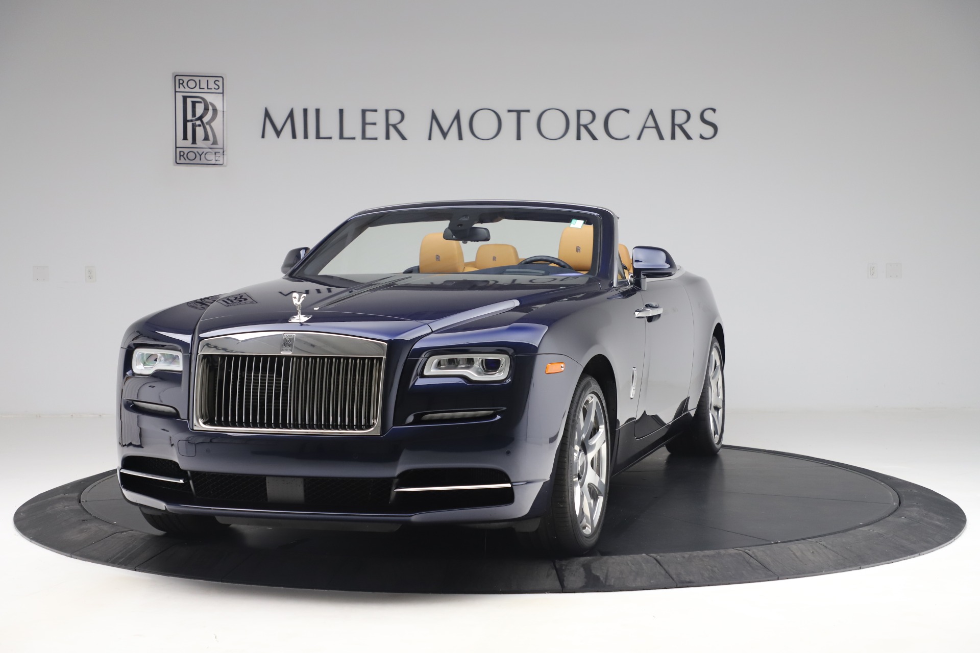 Used 2017 Rolls-Royce Dawn for sale Sold at Bentley Greenwich in Greenwich CT 06830 1