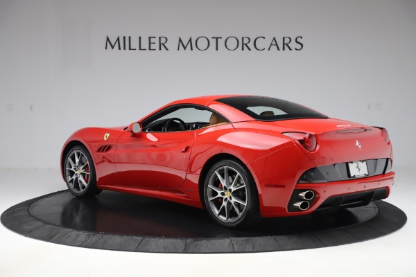 Used 2013 Ferrari California 30 for sale $112,900 at Bentley Greenwich in Greenwich CT 06830 15