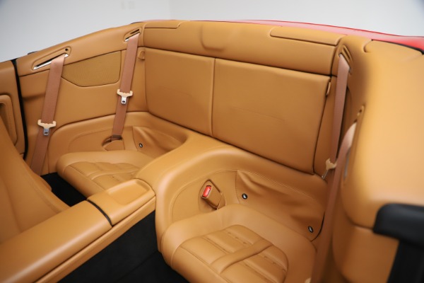 Used 2013 Ferrari California 30 for sale $112,900 at Bentley Greenwich in Greenwich CT 06830 23