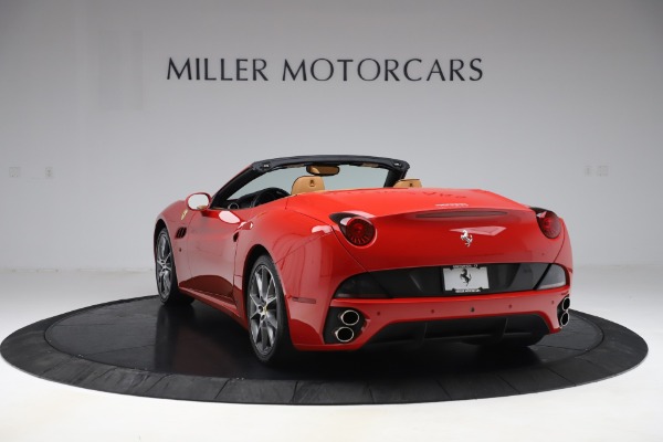 Used 2013 Ferrari California 30 for sale Sold at Bentley Greenwich in Greenwich CT 06830 5