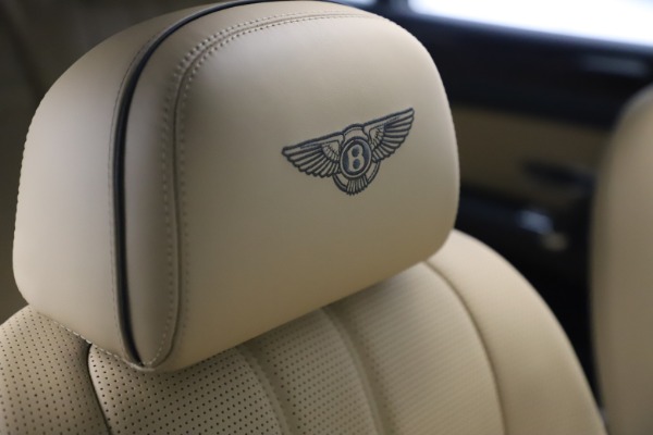 Used 2016 Bentley Flying Spur V8 for sale Sold at Bentley Greenwich in Greenwich CT 06830 27