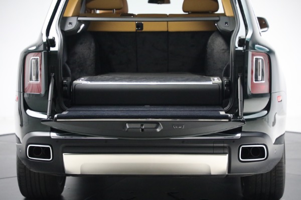 Used 2020 Rolls-Royce Cullinan for sale Sold at Bentley Greenwich in Greenwich CT 06830 18