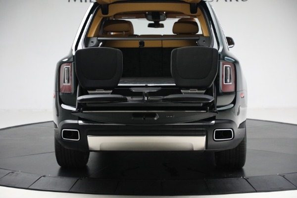 Used 2020 Rolls-Royce Cullinan for sale Sold at Bentley Greenwich in Greenwich CT 06830 20