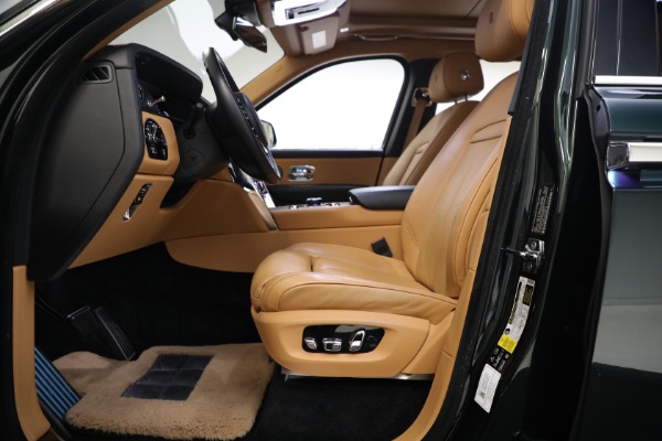 Used 2020 Rolls-Royce Cullinan for sale Sold at Bentley Greenwich in Greenwich CT 06830 25