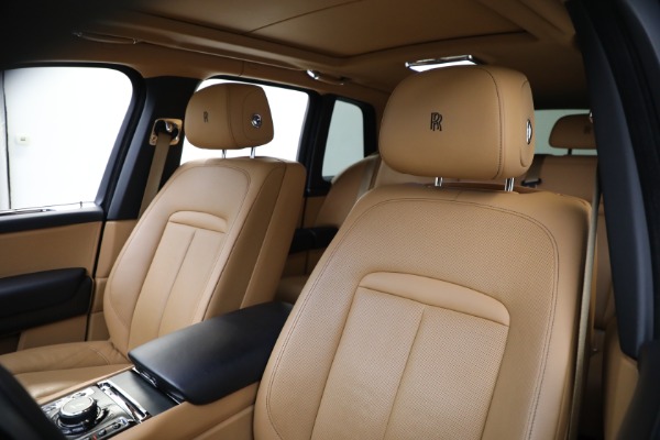 Used 2020 Rolls-Royce Cullinan for sale Sold at Bentley Greenwich in Greenwich CT 06830 26