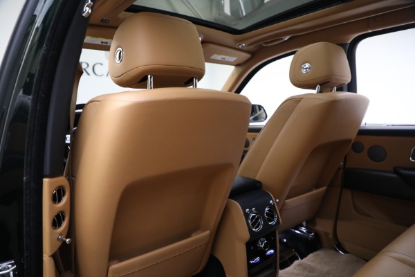 Used 2020 Rolls-Royce Cullinan for sale Sold at Bentley Greenwich in Greenwich CT 06830 27
