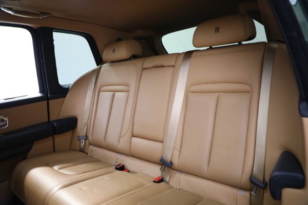 Used 2020 Rolls-Royce Cullinan for sale Sold at Bentley Greenwich in Greenwich CT 06830 28