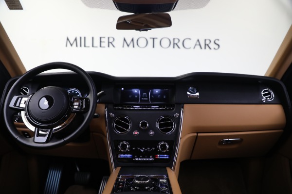 Used 2020 Rolls-Royce Cullinan for sale Sold at Bentley Greenwich in Greenwich CT 06830 4