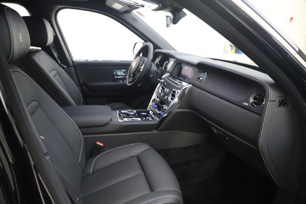 Used 2020 Rolls-Royce Cullinan for sale Sold at Bentley Greenwich in Greenwich CT 06830 15