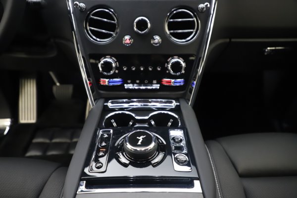 Used 2020 Rolls-Royce Cullinan for sale Sold at Bentley Greenwich in Greenwich CT 06830 19