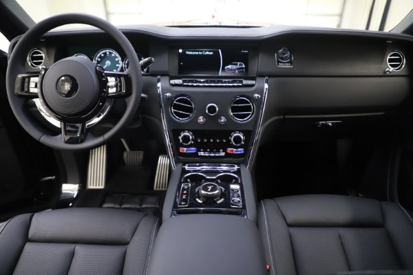 Used 2020 Rolls-Royce Cullinan for sale Sold at Bentley Greenwich in Greenwich CT 06830 4