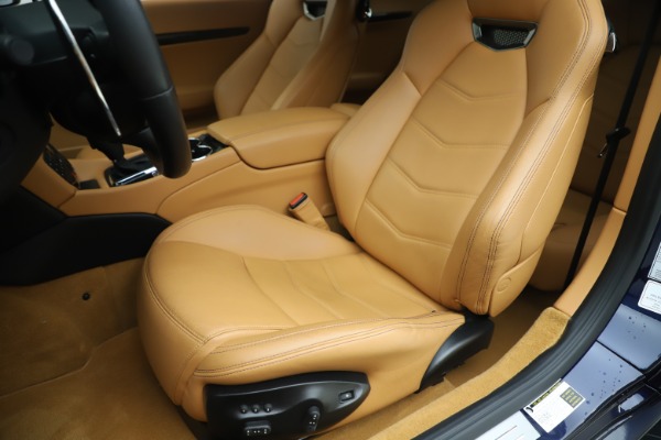 Used 2016 Maserati GranTurismo Sport for sale Sold at Bentley Greenwich in Greenwich CT 06830 15