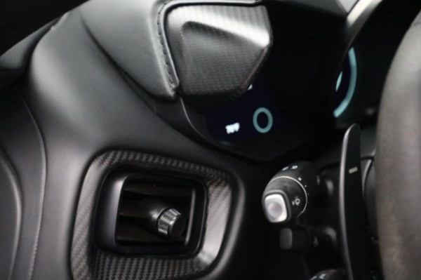 Used 2020 Aston Martin Vantage Coupe for sale $105,900 at Bentley Greenwich in Greenwich CT 06830 19