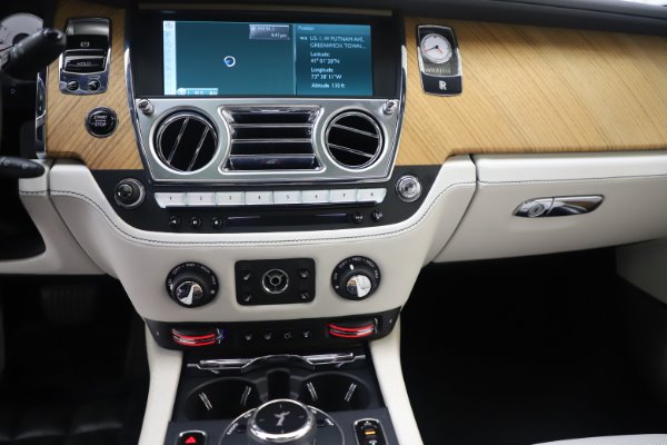 Used 2016 Rolls-Royce Wraith for sale Sold at Bentley Greenwich in Greenwich CT 06830 18