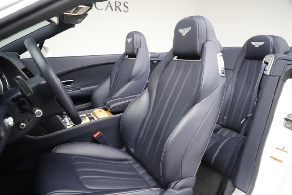 Used 2015 Bentley Continental GTC V8 for sale Sold at Bentley Greenwich in Greenwich CT 06830 27