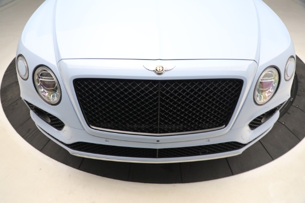 Used 2020 Bentley Bentayga V8 for sale $129,900 at Bentley Greenwich in Greenwich CT 06830 23