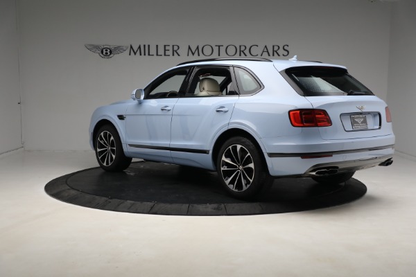 Used 2020 Bentley Bentayga V8 for sale $129,900 at Bentley Greenwich in Greenwich CT 06830 7
