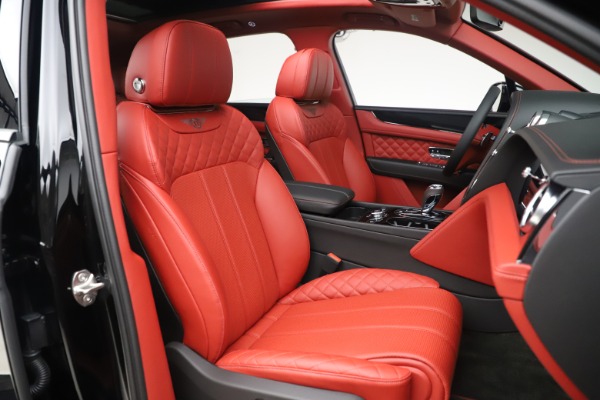 Used 2020 Bentley Bentayga V8 for sale $154,900 at Bentley Greenwich in Greenwich CT 06830 26