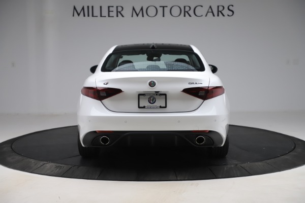 New 2019 Alfa Romeo Giulia Ti Sport Q4 for sale Sold at Bentley Greenwich in Greenwich CT 06830 6