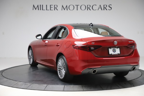 New 2019 Alfa Romeo Giulia Ti Lusso Q4 for sale Sold at Bentley Greenwich in Greenwich CT 06830 5