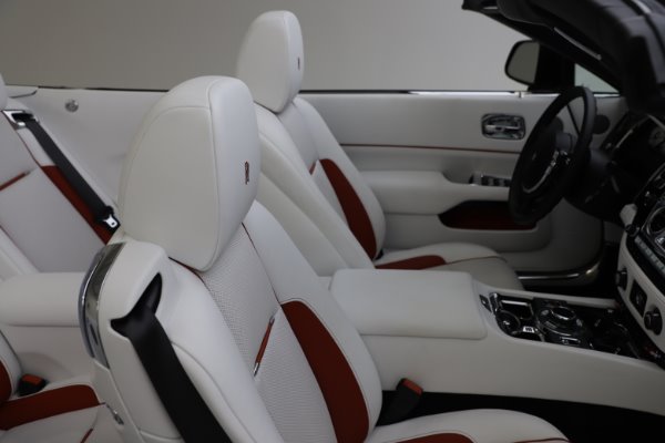 Used 2016 Rolls-Royce Dawn for sale $239,900 at Bentley Greenwich in Greenwich CT 06830 19