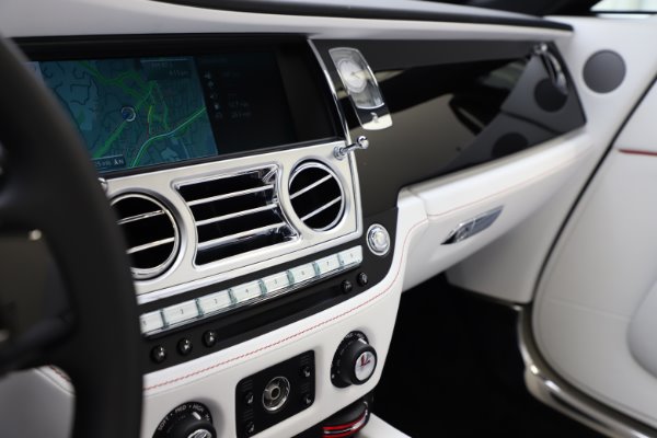 Used 2016 Rolls-Royce Dawn for sale $239,900 at Bentley Greenwich in Greenwich CT 06830 26