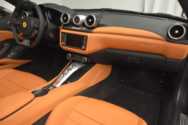 Used 2016 Ferrari California T for sale Sold at Bentley Greenwich in Greenwich CT 06830 22