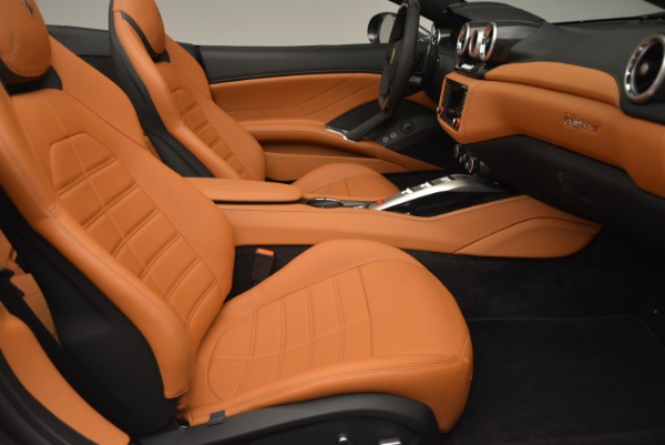 Used 2016 Ferrari California T for sale Sold at Bentley Greenwich in Greenwich CT 06830 23