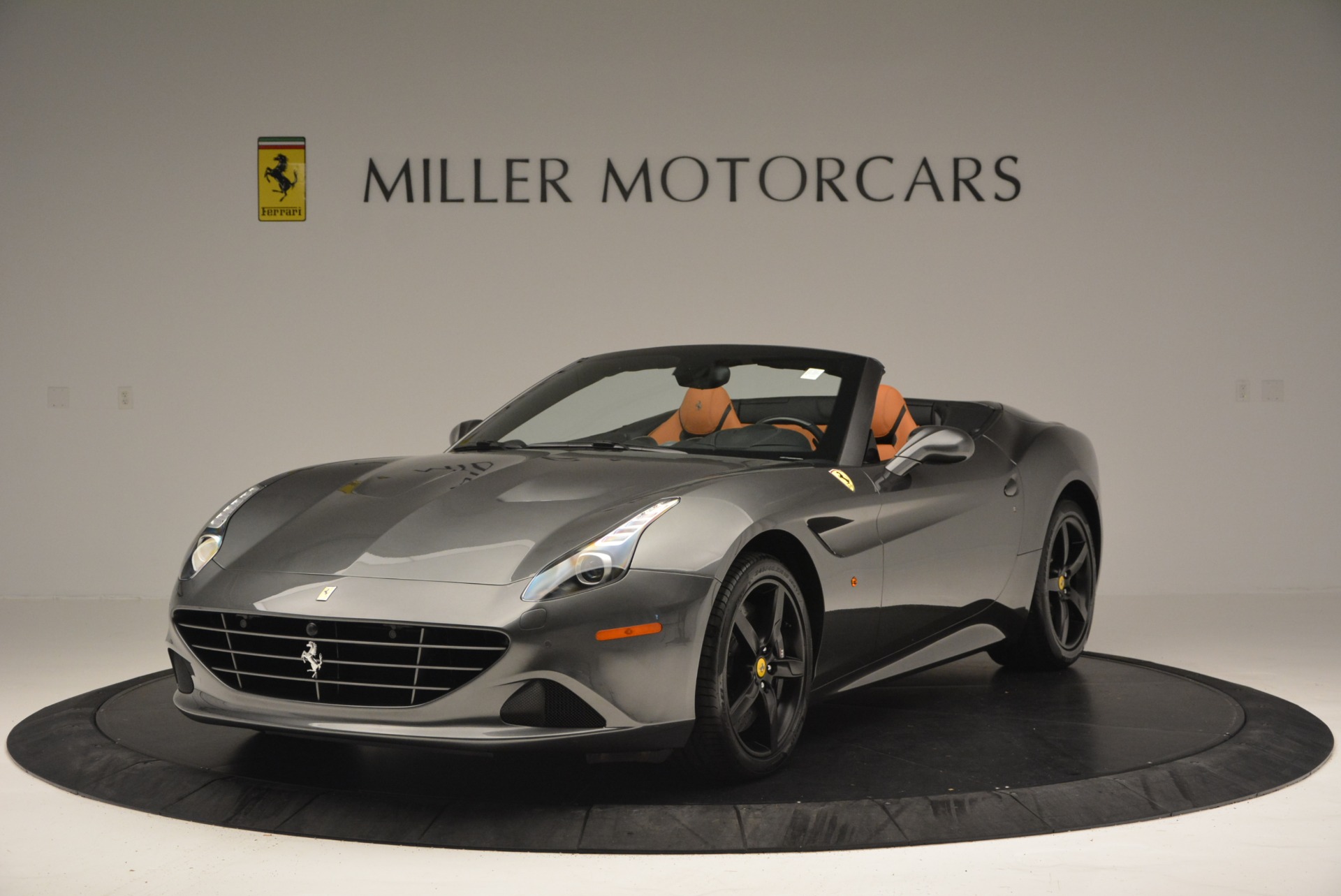 Used 2016 Ferrari California T for sale Sold at Bentley Greenwich in Greenwich CT 06830 1