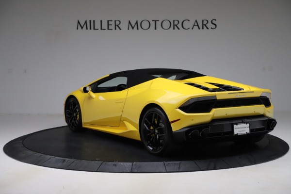 Used 2018 Lamborghini Huracan LP 580-2 Spyder for sale Sold at Bentley Greenwich in Greenwich CT 06830 14