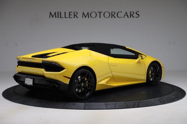 Used 2018 Lamborghini Huracan LP 580-2 Spyder for sale Sold at Bentley Greenwich in Greenwich CT 06830 15