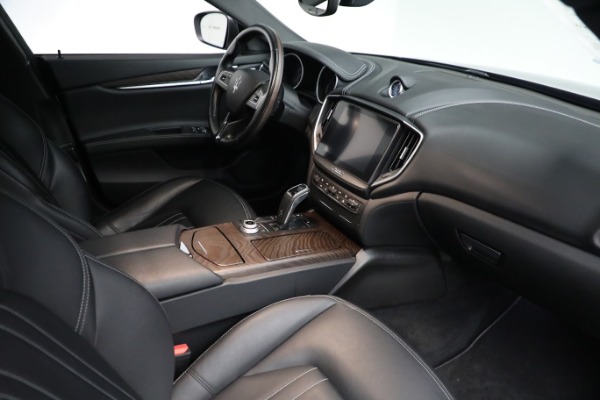 Used 2019 Maserati Ghibli S Q4 for sale $56,900 at Bentley Greenwich in Greenwich CT 06830 16