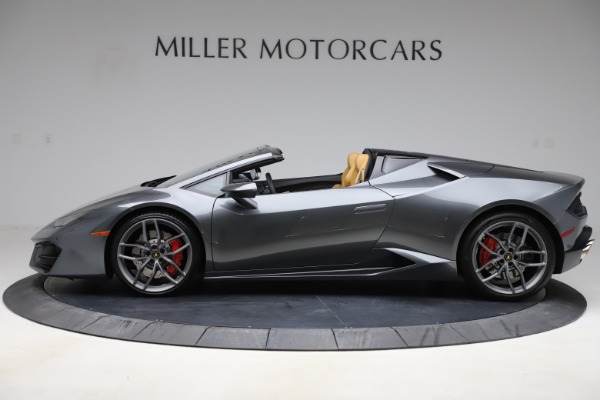 Used 2018 Lamborghini Huracan LP 580-2 Spyder for sale Sold at Bentley Greenwich in Greenwich CT 06830 3