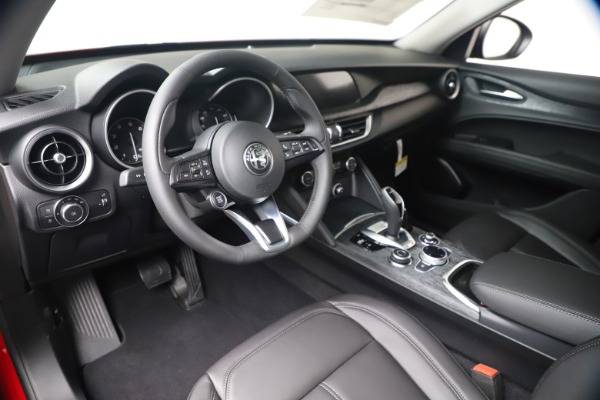 New 2020 Alfa Romeo Stelvio Q4 for sale $49,240 at Bentley Greenwich in Greenwich CT 06830 13