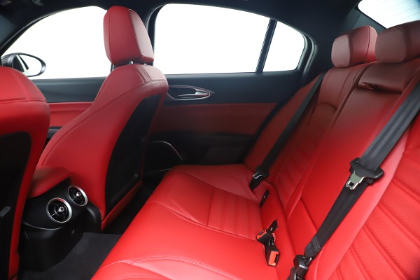 New 2020 Alfa Romeo Giulia Ti Sport Q4 for sale Sold at Bentley Greenwich in Greenwich CT 06830 19