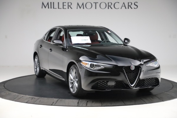 New 2020 Alfa Romeo Giulia Q4 for sale $45,740 at Bentley Greenwich in Greenwich CT 06830 11
