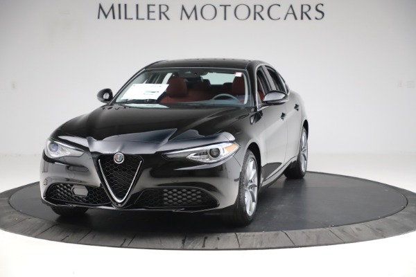 New 2020 Alfa Romeo Giulia Q4 for sale $45,740 at Bentley Greenwich in Greenwich CT 06830 1