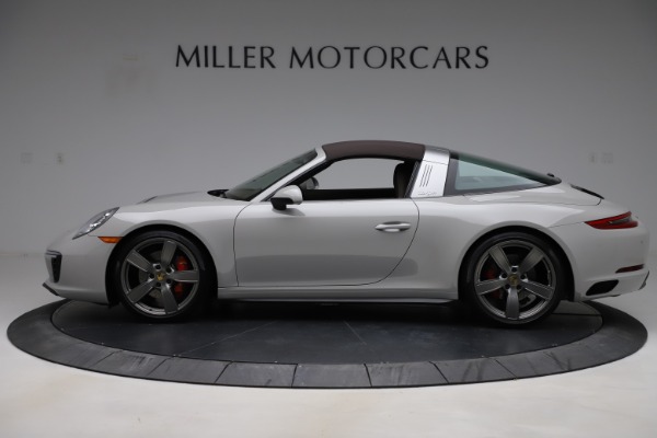 Used 2018 Porsche 911 Targa 4S for sale Sold at Bentley Greenwich in Greenwich CT 06830 13